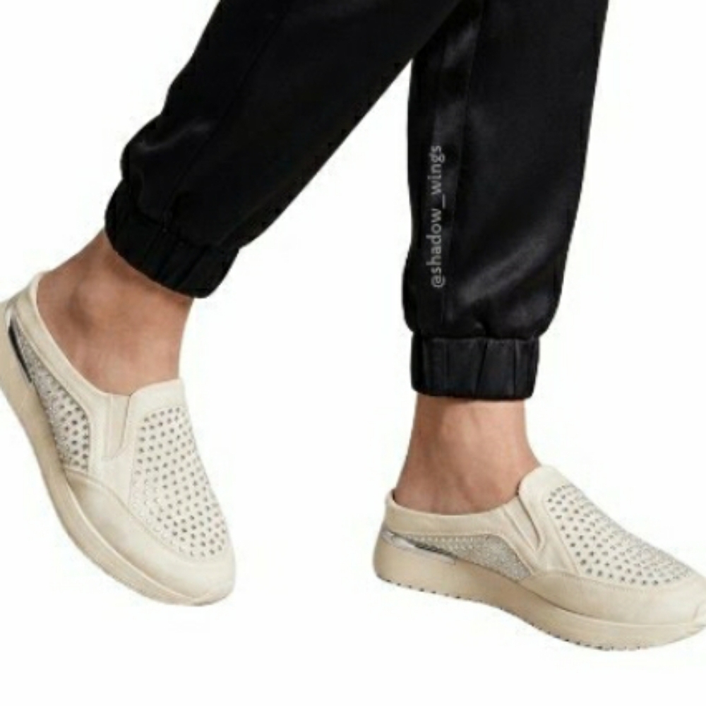 Reaction Kenneth Cole Cameron Mule / Size 9 Ecru Rhinestone Platform Slip Ons